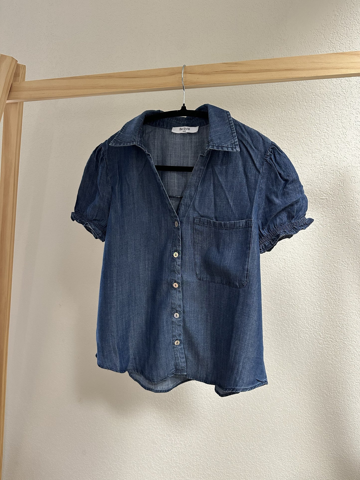 Blusa Sadie de manga corta abullonada