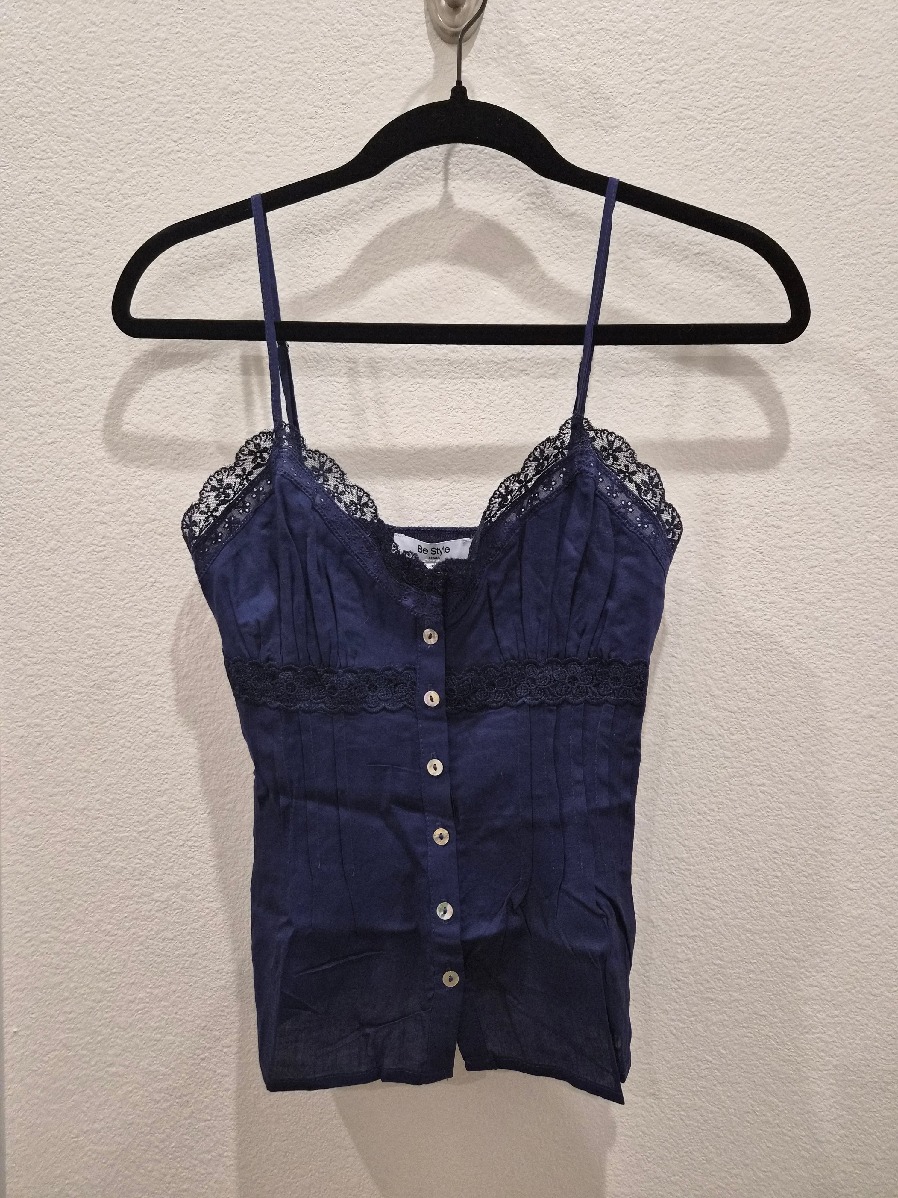 Ava Lace-Trim Linen Top