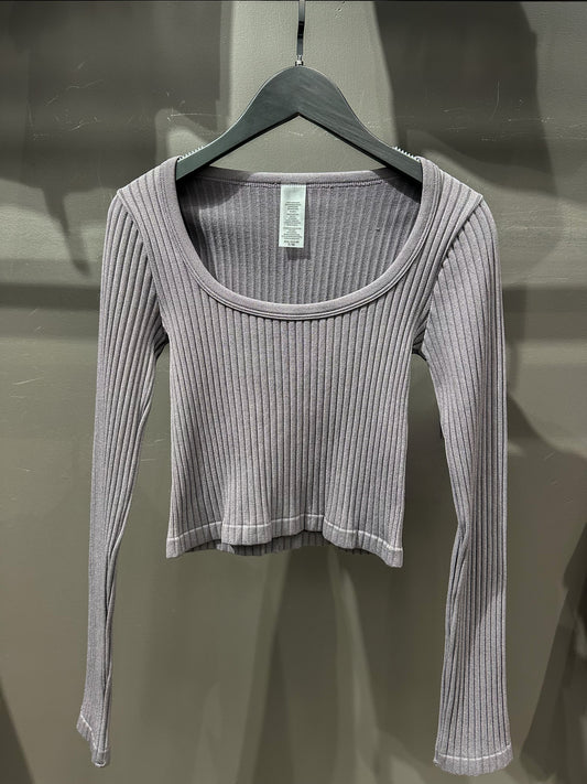 Cropped Long Sleeve Top