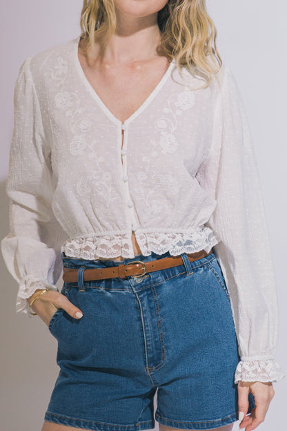 Blusa corta de encaje floral Isabella