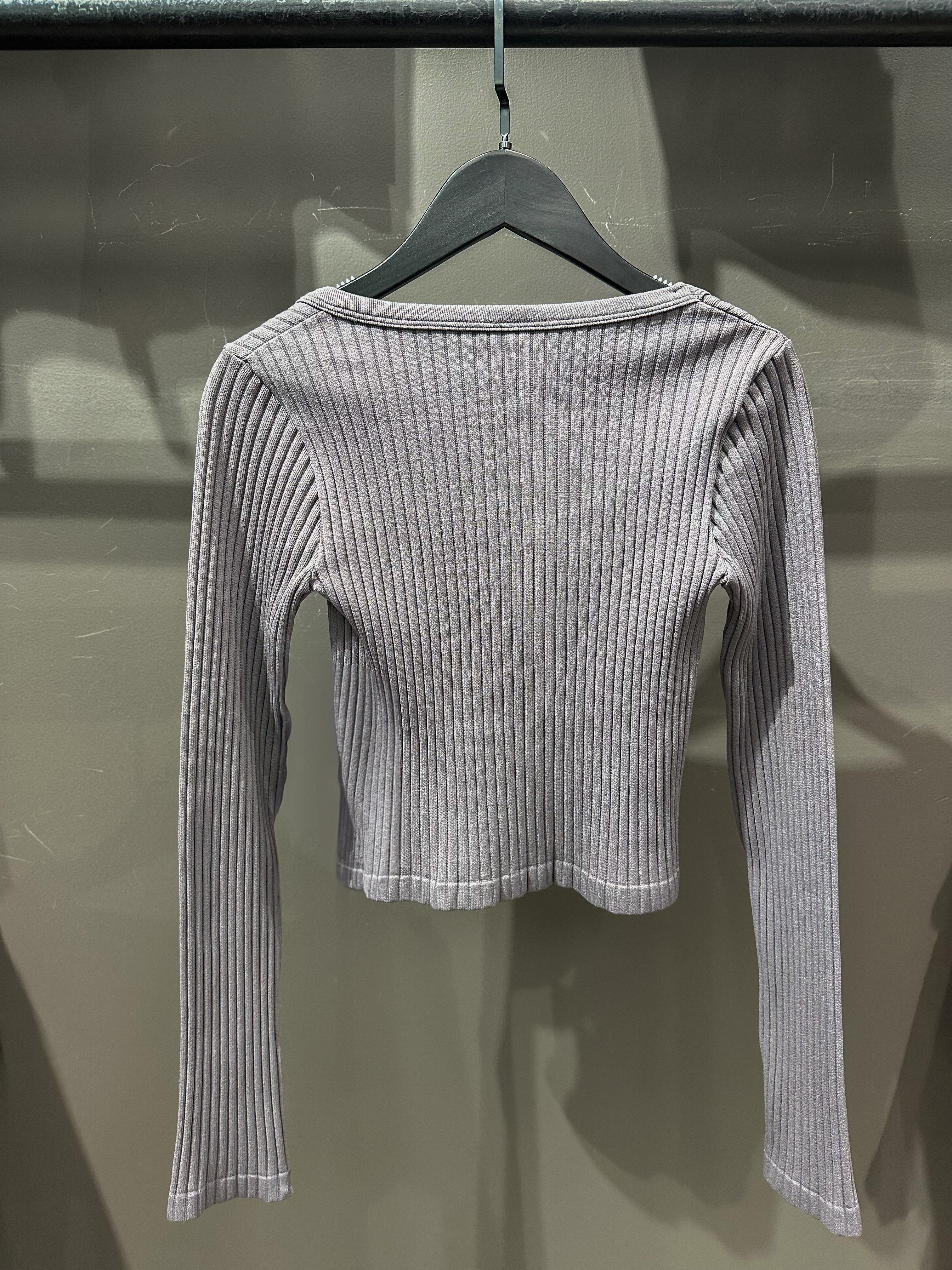 Cropped Long Sleeve Top