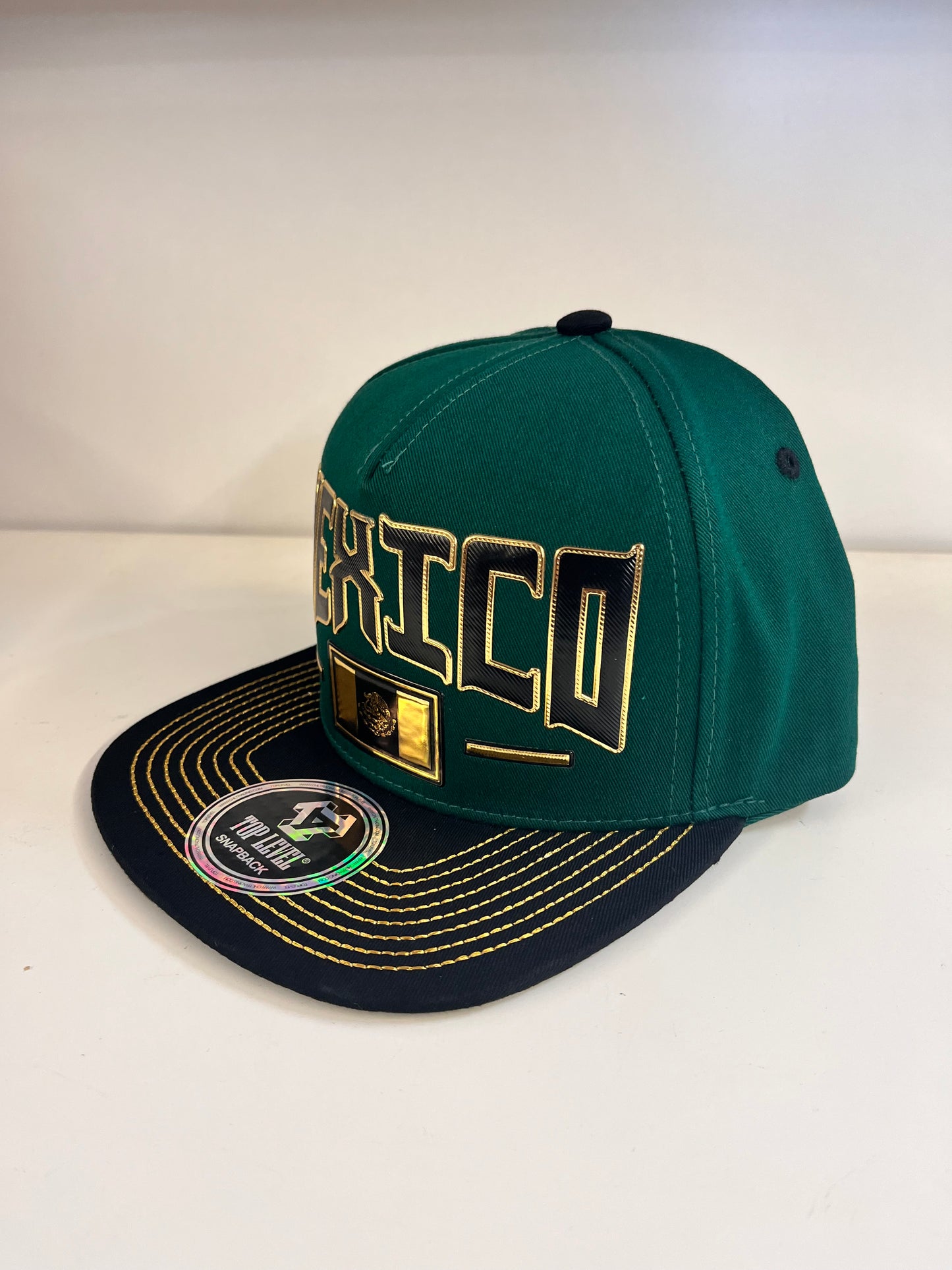 Gorra Snapback de México con Acentos Dorados - Verde