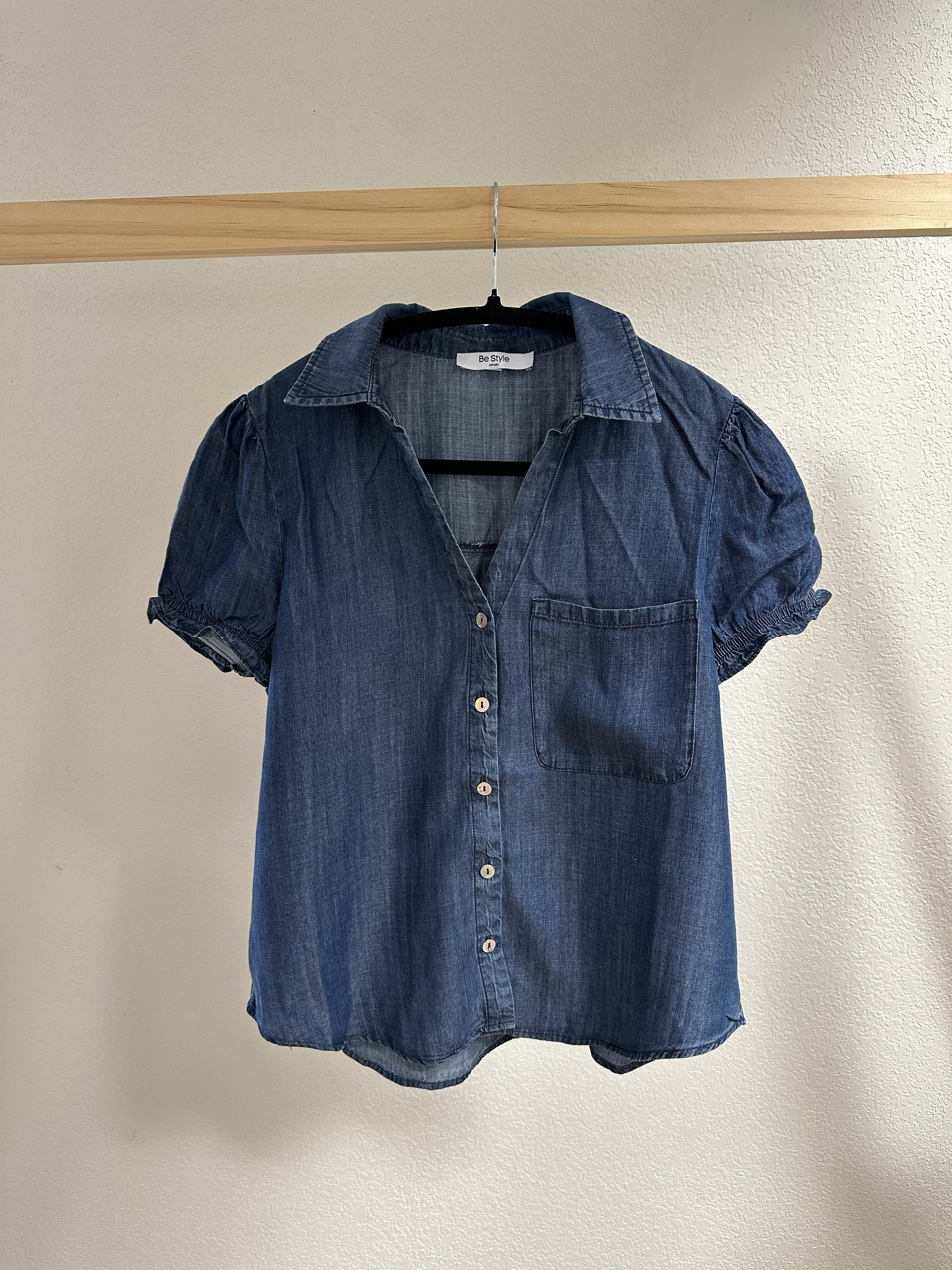 Short Sleeve Puff Blouse